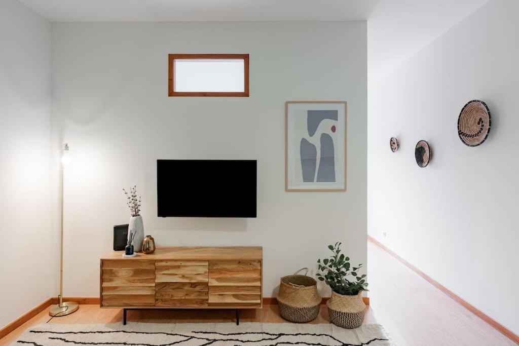 Modern Studio Near Metro Station Senhora da Hora Exterior photo