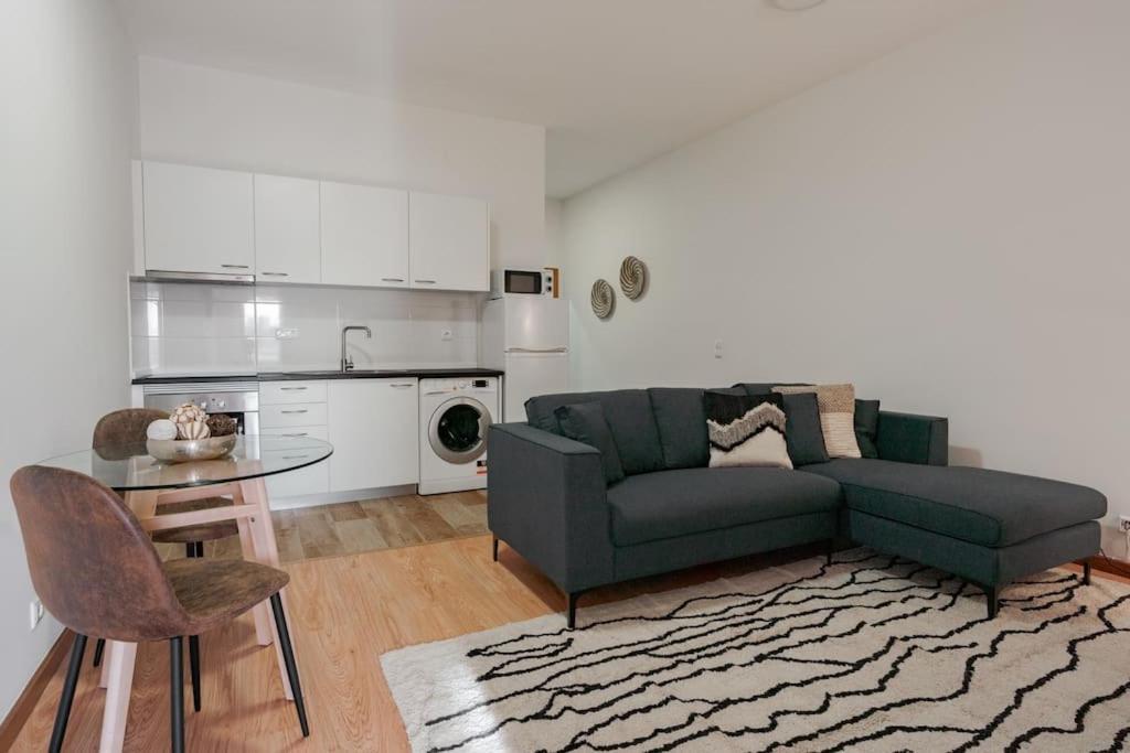 Modern Studio Near Metro Station Senhora da Hora Exterior photo